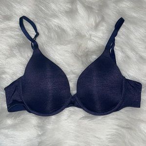 Never worn! Victoria’s Secret Uplift Demi Bra.